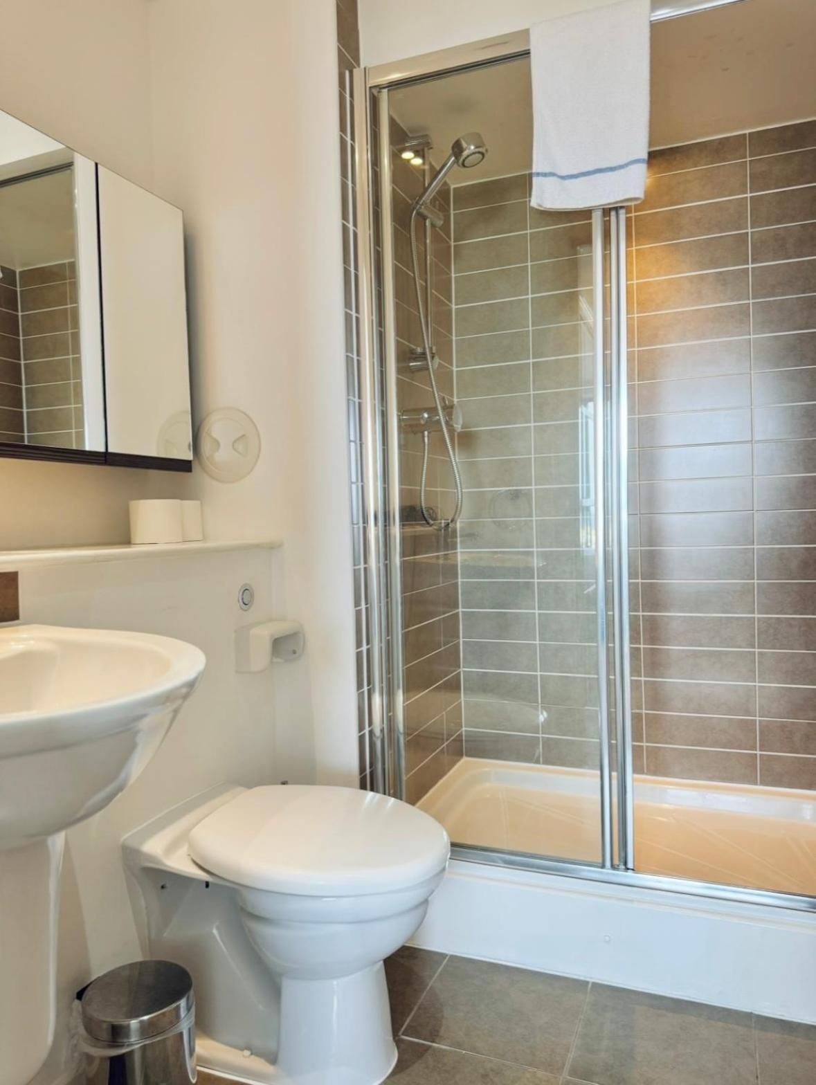 Modern Two Bedroom Apartments EDI Exteriér fotografie